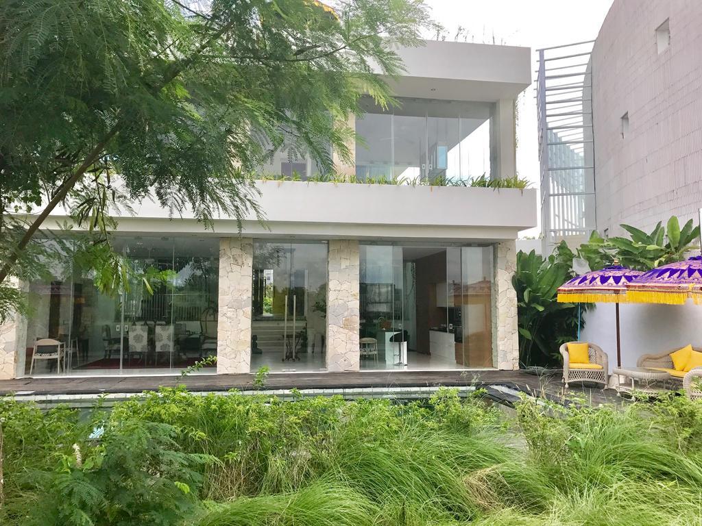 Uluwatu New Kuta Golf / Ocean Villa מראה חיצוני תמונה