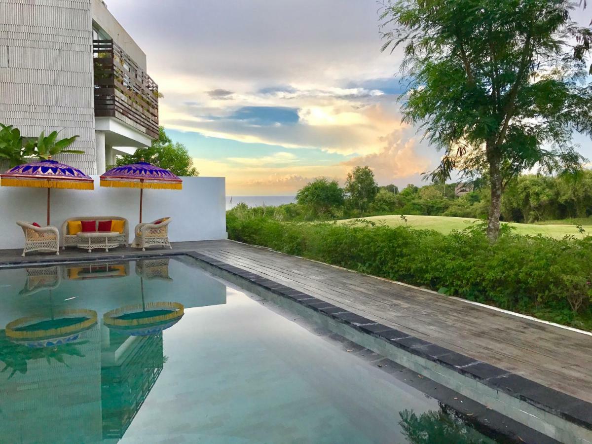Uluwatu New Kuta Golf / Ocean Villa מראה חיצוני תמונה