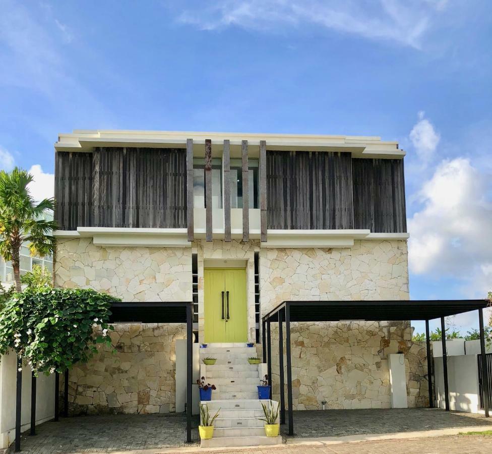 Uluwatu New Kuta Golf / Ocean Villa מראה חיצוני תמונה